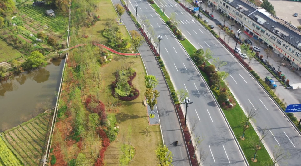 無(wú)懼風(fēng)雨，奮力向前，建設(shè)龍游美麗公路